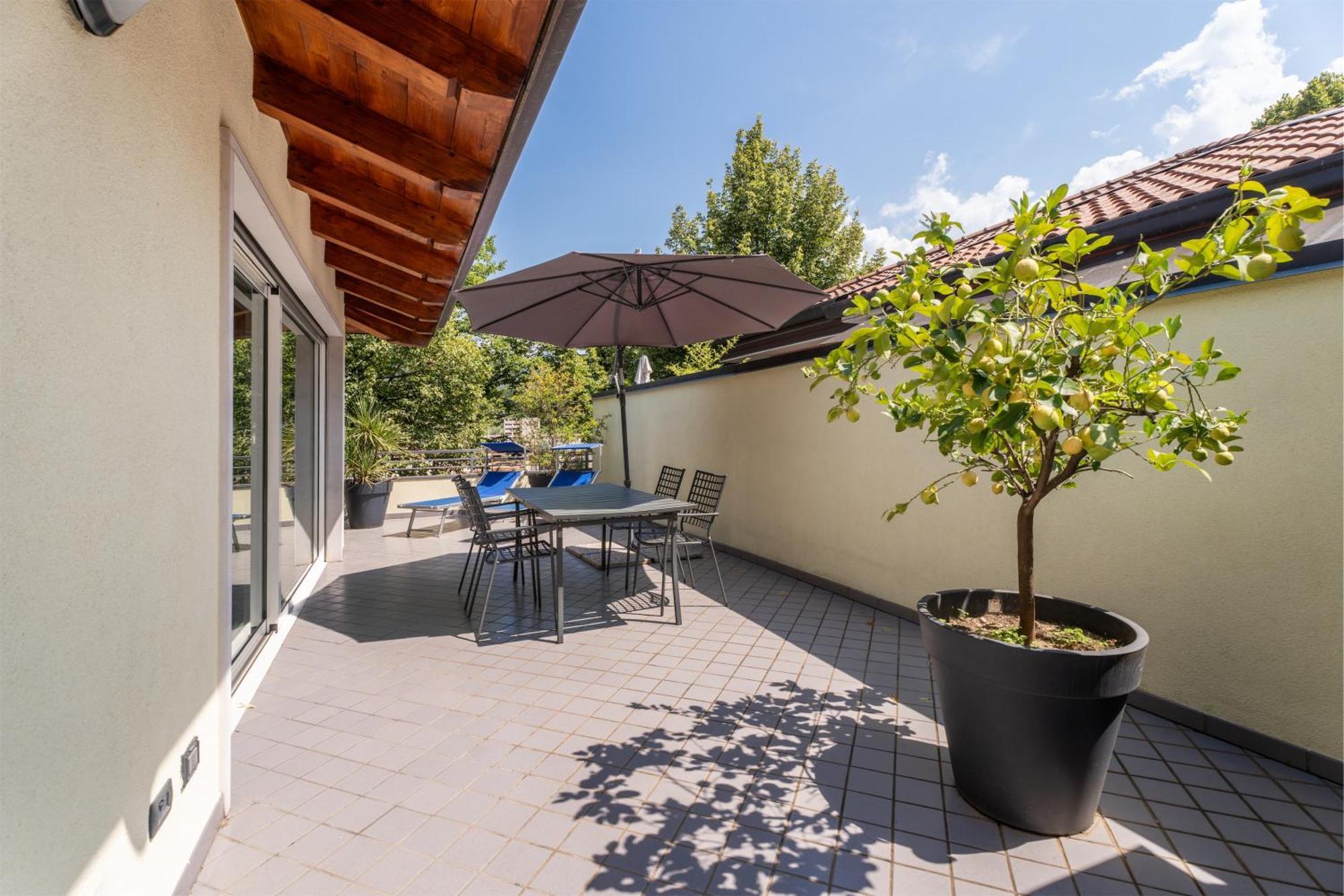 Be & Being - Katja Apartment Рива дел Гарда Екстериор снимка